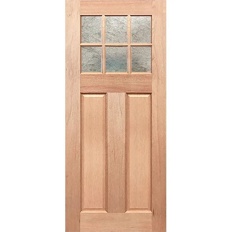 Colonial Classic 6L stylish door with subtle glass pattern