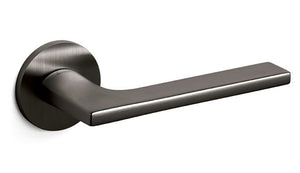 Olivari Lotus Lever Set on Horizontal Square Plate